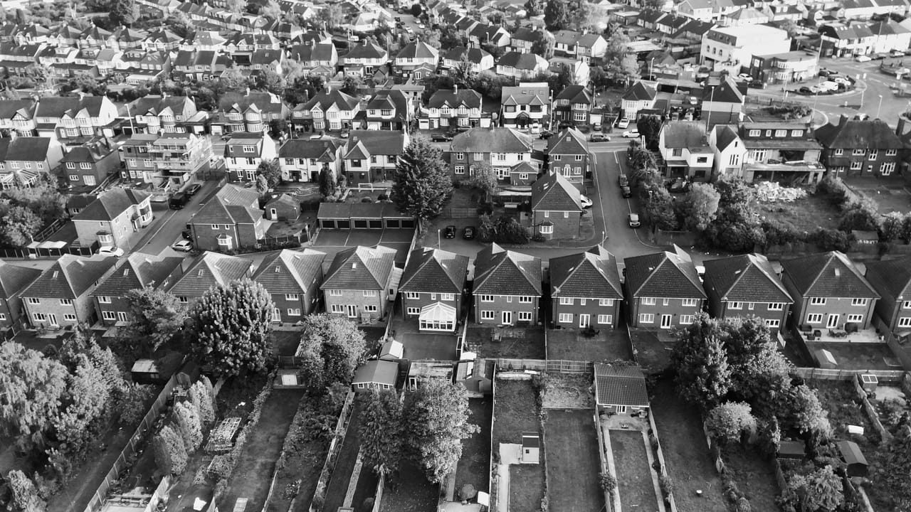 英式住宅街道,英国私人租赁市场法规改革海外房东指南
