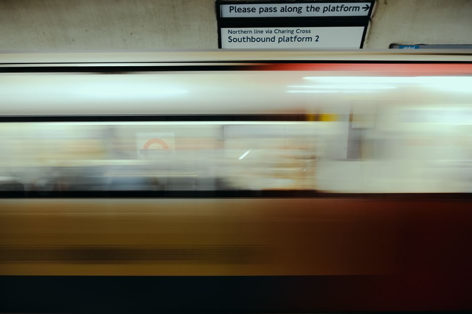 Colindale 地鐵站 Northern line 通勤便捷