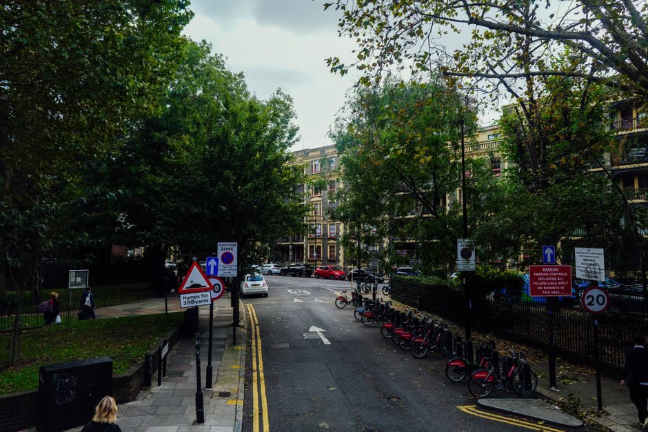 倫敦 Zone 1 精緻住宅街區庭院，學區置業首選