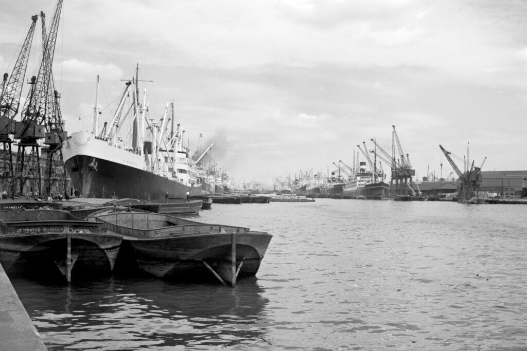 倫敦皇家碼頭(Royal Docks)歷史航拍圖