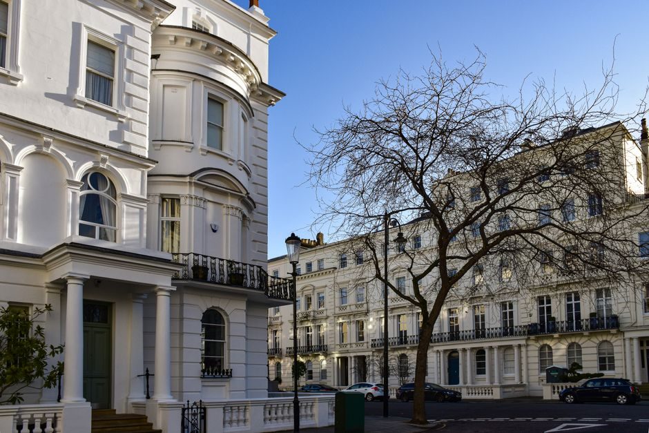 London residential property exterior suitable for overseas buy-to-let investment