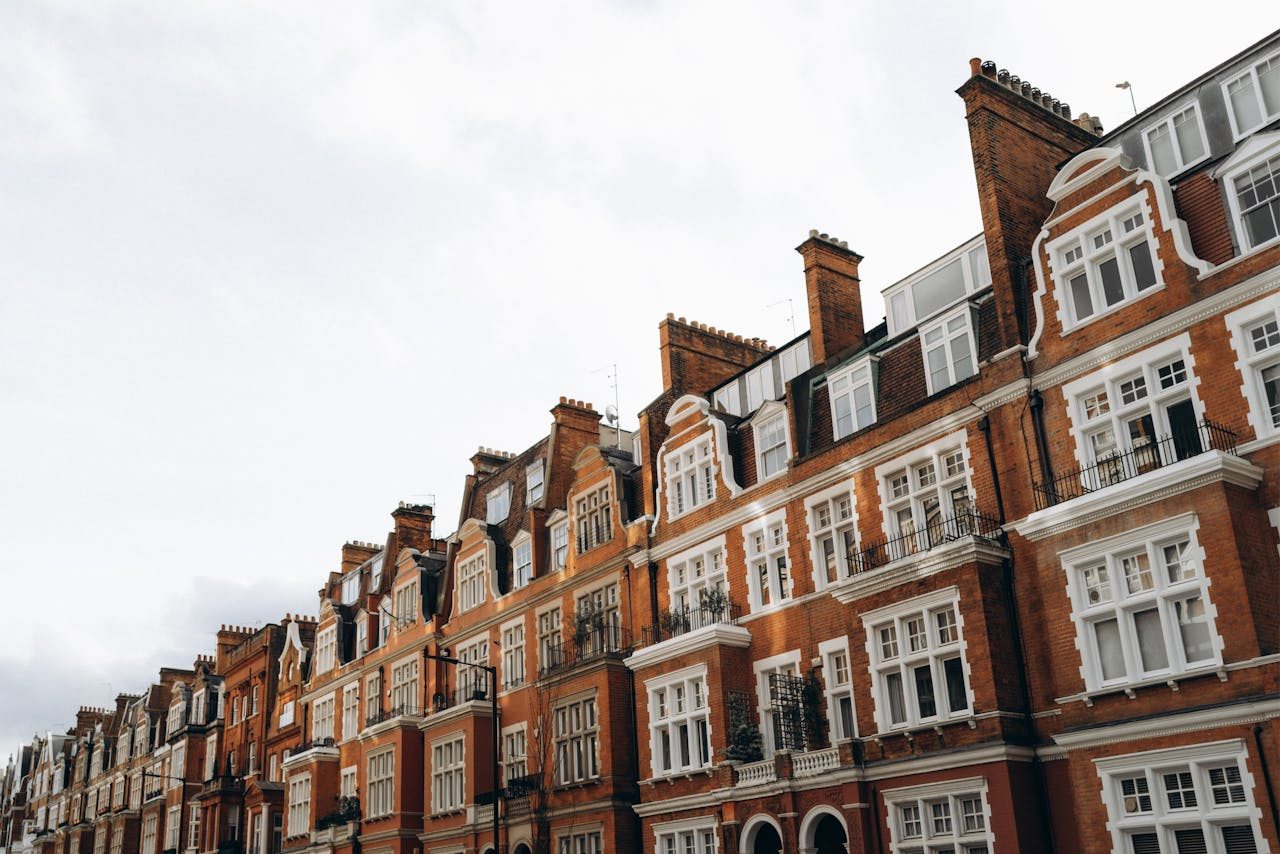 英國住宅物業外觀,英式排屋,台灣買家英國置業指南