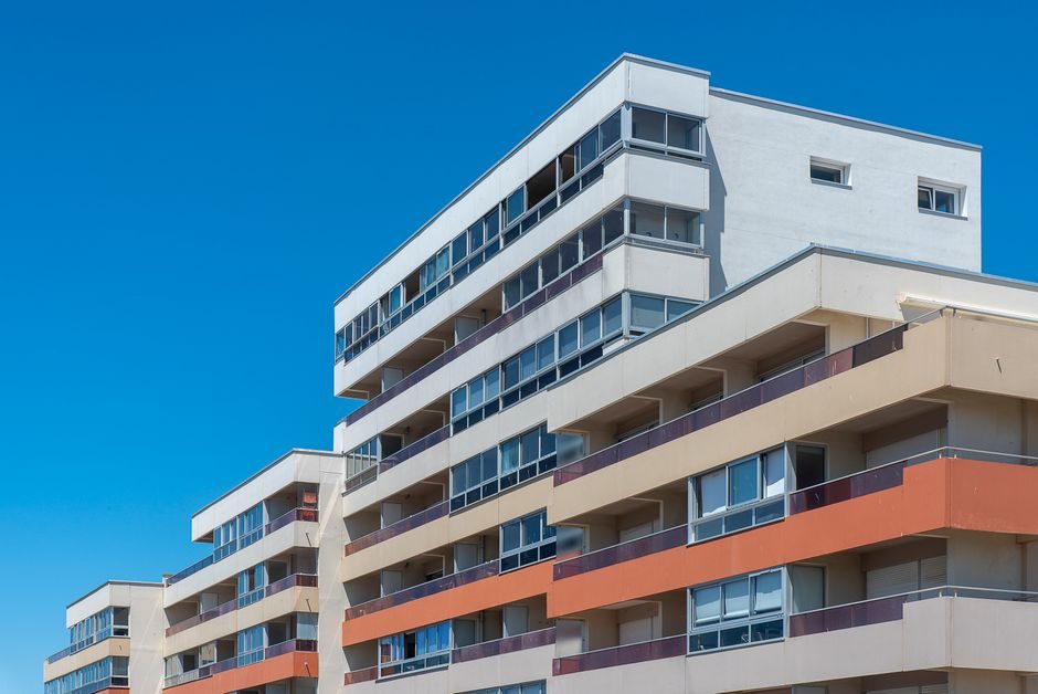 Modern new-build residential building in London suitable for student buyers